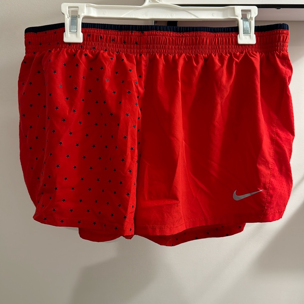 Nike shorts size XL